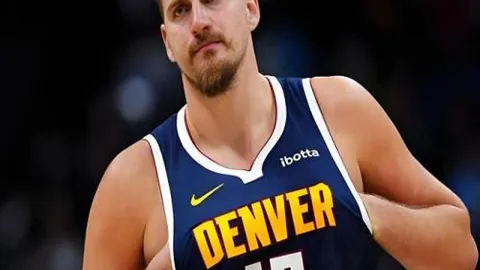 B费独得三球获最佳，莱斯特城对阵曼联展现卓越表现